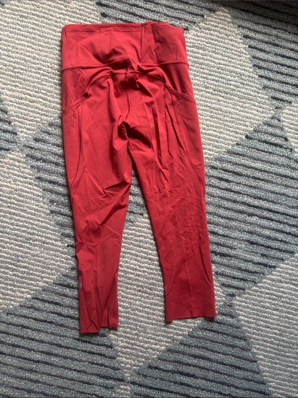 lululemon fast and free Crimson Mid-Rise Cropped Leggings